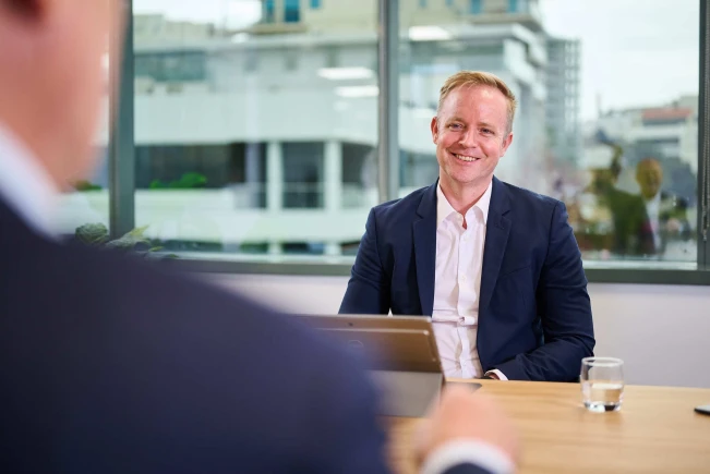 entrevista-do-nosso-diretor-executivo-dale-hendersons-à-bloomberg-sobre-a-ic-markets-e-o-mercado-global-de-lítio-uma-licença-para-imprimir-dinheiro.jpg